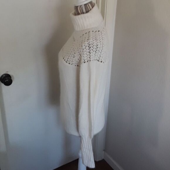 Kenneth Cole Casual Mock Neck Feminine Design Modern Office Work Sweater - Picture 2 of 8